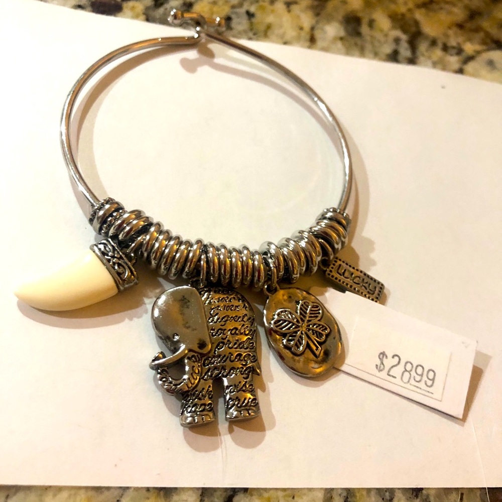 🔥 2/$30 NWT Lucky Elephant Charm Bracelet with Clover Tusk Inspiration Engraved